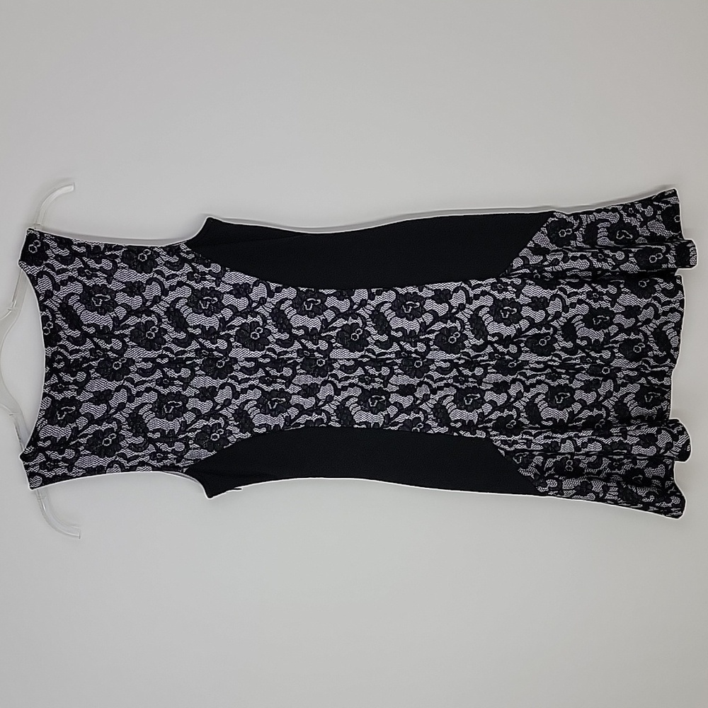 Anthro Maeve sirena ruffle floral dress size medium - Picture 9 of 15